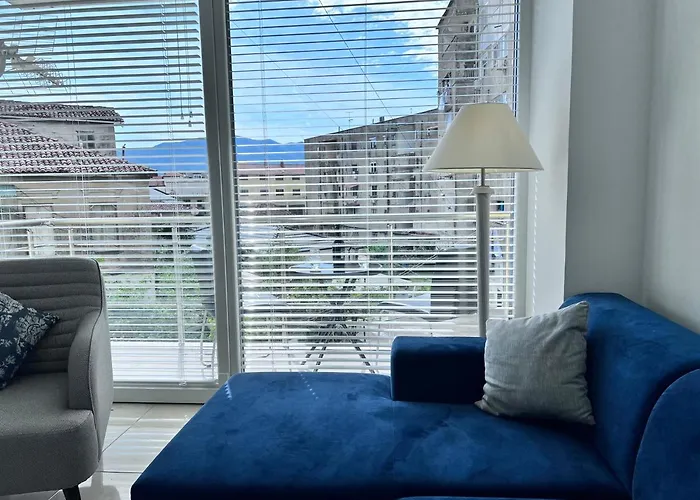 White Luxury Appartement *