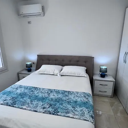 White Luxury Apartman Shkodra